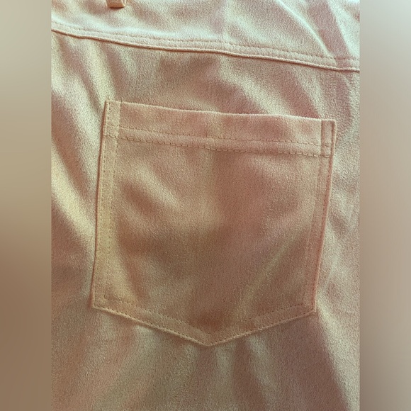 Women’s faux suede yellow bell bottom pants, Sz XL, functional pockets & button - Picture 5 of 6